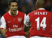 开云下载-南粤雄师跨洋破阵，詹姆斯关键一击定乾坤，广东队击败雄鹿启示录