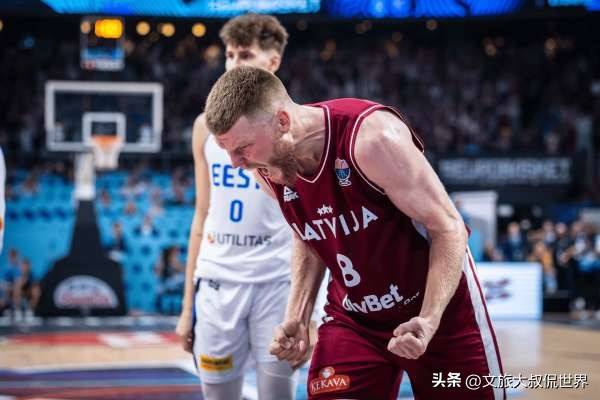 魔术绝杀德国男篮，波尔津吉斯完成帽子戏法