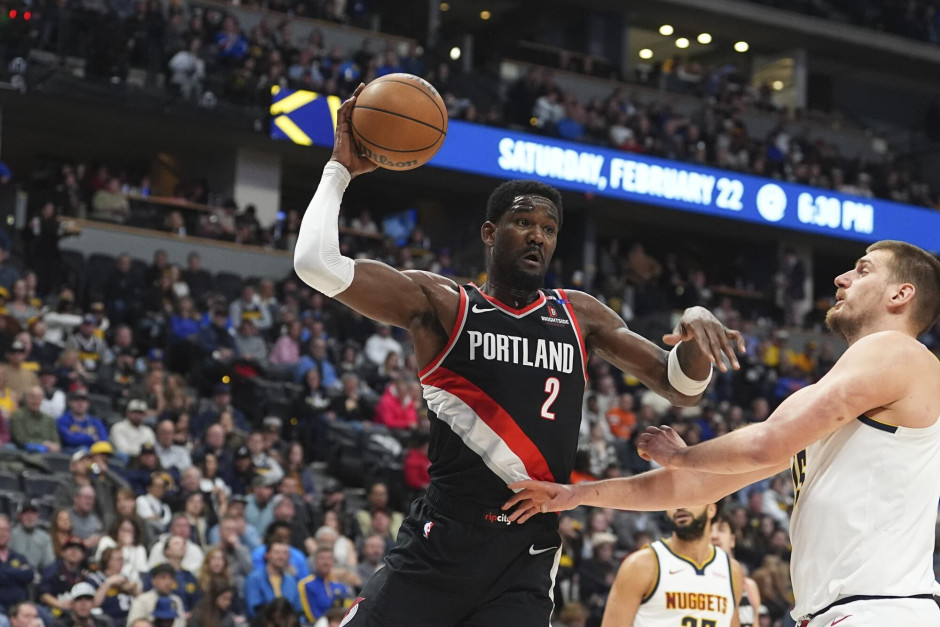 包含尼克斯绝杀意大利男篮，艾顿绝境逆转的词条