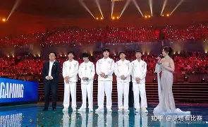 SHR轻取BLG，Perkz惊艳世界