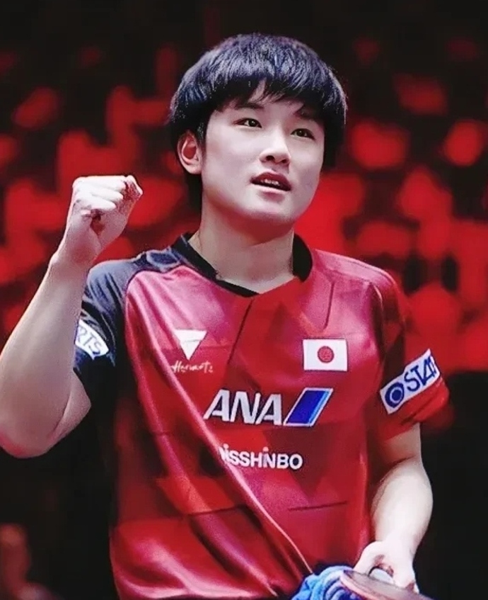 日本乒乓球队绝地反击中国乒乓球队，张本智和关键制胜的简单介绍
