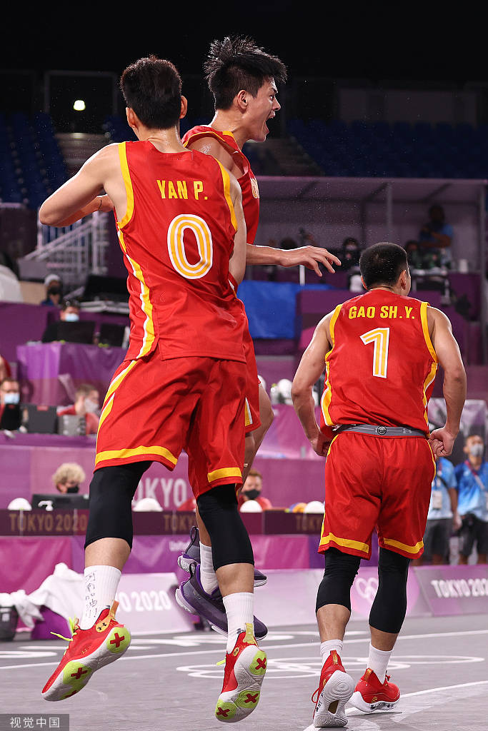 英国乒乓球队绝杀波兰乒乓球队，奥恰洛夫制霸全场