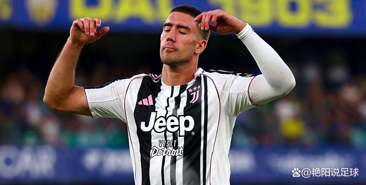 包含尤文图斯后防连续失守，主帅下课传闻四起的词条