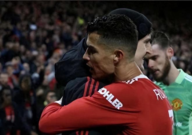 包含拜仁力克曼联，C罗扛起全队的词条