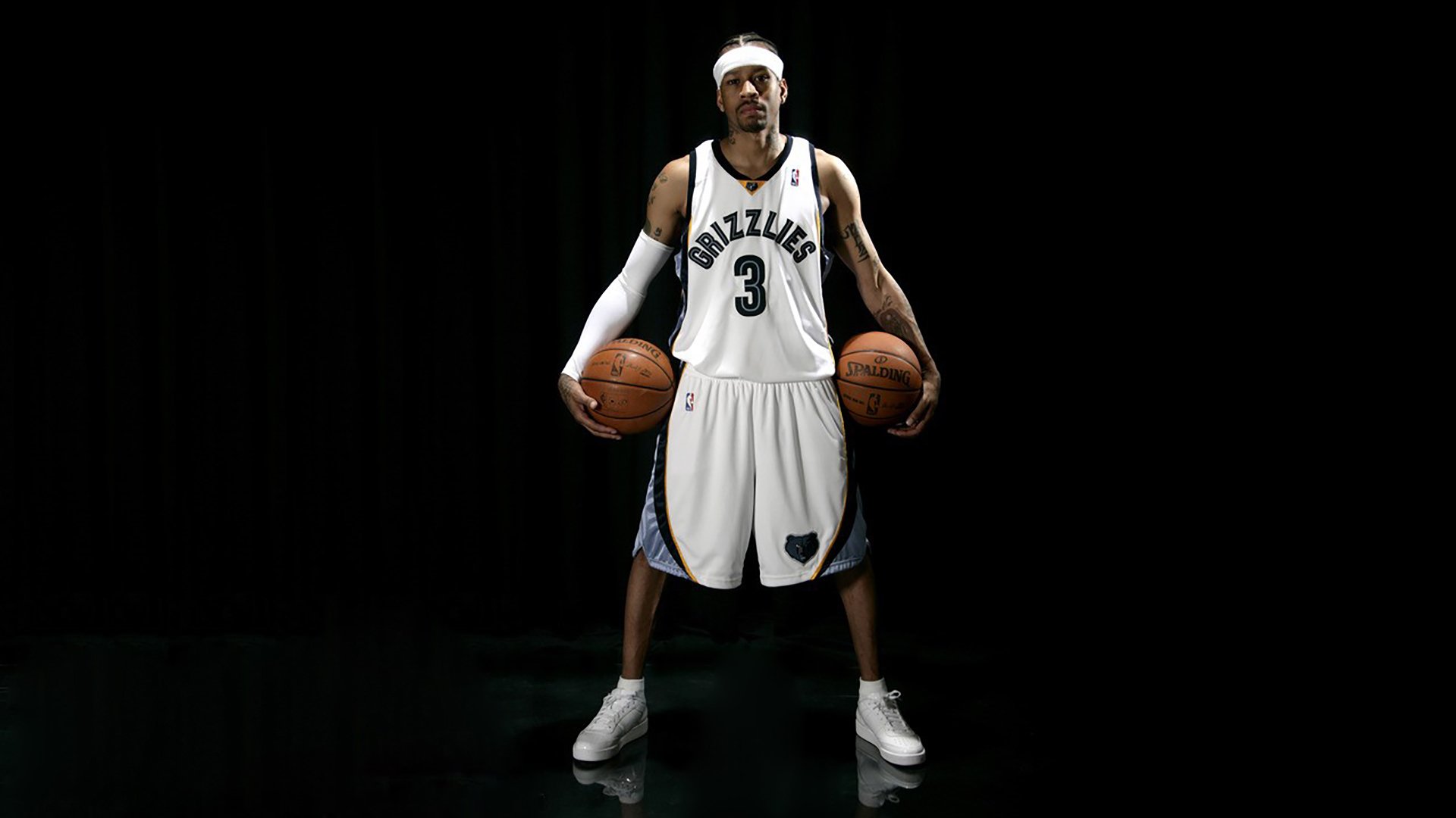 年度焦点之战，火箭最后时刻击败马刺，哈登绝杀改写历史